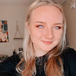 Meet your Posher, Makayla